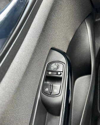 Opel Corsa cena 49900 przebieg: 38300, rok produkcji 2019 z Głuchołazy małe 326